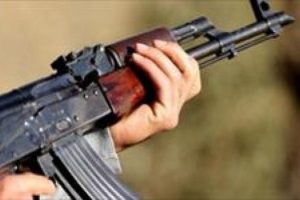 Ter&ouml;ristler askerle &ccedil;atıştı