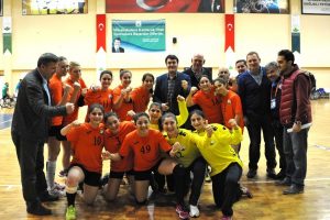 Bursa Osmangazili bayanlar s&uuml;per ligde
