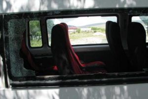PKK minib&uuml;s&uuml; taradı! 1 &ouml;l&uuml;