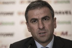"Fenerbah&ccedil;e transfer yapmak zorundaydı"