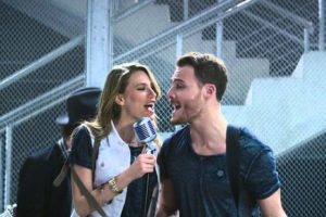 Serenay Sarıkaya ile Kerem B&uuml;rsin yurt dışında buluşuyor...