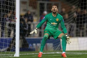 Valdes, Louis van Gaal'in g&ouml;z&uuml;nden d&uuml;şt&uuml;