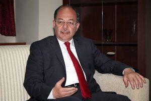 Eski Sağlık Bakanı Akdağ'dan &uuml;lkelere "sağlık sistemi" danışmanlığı