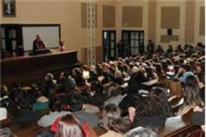 Hukuk fak&uuml;ltelerindeki kontenjan sınırlaması devam edecek
