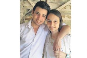 Baba kızının hamile olduğunu &ouml;ğrenince geri g&ouml;nderdi