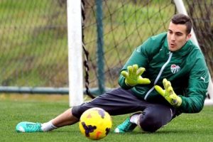 Harun Tekin'den Bursaspor'a 2 yıllık imza!