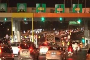 K&ouml;pr&uuml; ve otoyollarda bedava ge&ccedil;iş başladı