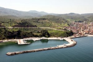 Bursa'da Mudanya Tirilye balık&ccedil;ı barınağı Tarım'a devrildi