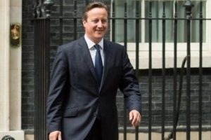 29 sanat&ccedil;ıdan İngiltere Başbakanı Cameron'a BBC mektubu