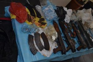 Kocaeli'de ter&ouml;r &ouml;rg&uuml;t&uuml;ne b&uuml;y&uuml;k darbe