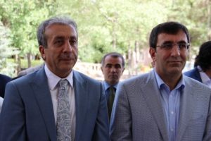 Bakanlar Diyarbakır'da vatandaşlarla bayramlaştı