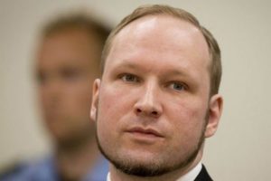 77 kişiyi &ouml;ld&uuml;ren Breivik, Oslo &Uuml;niversitesi'nde okuyacak