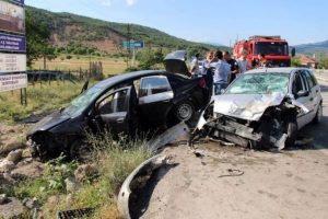 Tatilde 3 g&uuml;nl&uuml;k bilan&ccedil;o: 44 kazada 38 &ouml;l&uuml;, 238 yaralı