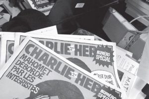 Charlie Hebdo o karikat&uuml;rlere t&ouml;vbe etti