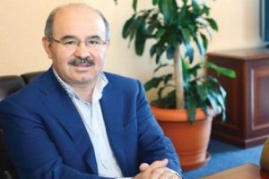 H&uuml;seyin &Ccedil;elik: 'CHP ile koalisyon y&uuml;r&uuml;yebilir'