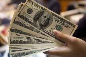 Bir T&uuml;rkiye klasiği: Dolar, altın, emlak, gerisi hepten helak