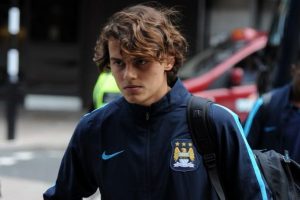 "Manchester City'de olduğum i&ccedil;in &ccedil;ok mutluyum"