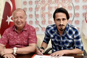 Serdar &Ouml;zkan Antalyaspor'a imzayı attı!