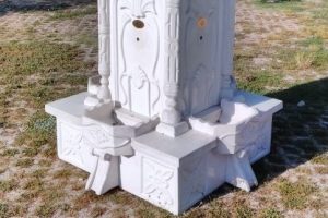 Bursa Yenişehir'de bir okula Sel&ccedil;uklu &ccedil;eşmesi