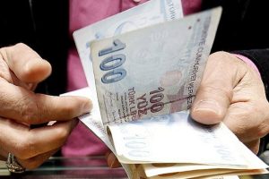 Bakanlık d&uuml;ğmeye bastı! Emekliye 900 lira