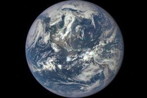 1,6 milyon kilometreden D&uuml;nya!