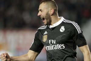 Arsenal Benzema i&ccedil;in kesenin ağzını a&ccedil;tı!