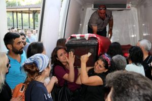 Suru&ccedil;'taki patlamada &ouml;len anne ve oğulun cenazeleri Bursa'ya getirildi...