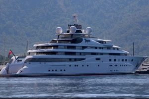 Bir depo yakıta 1,5 milyon lira &ouml;dedi