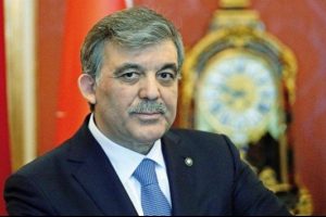 Twitter'in kapandığı g&uuml;n G&uuml;l'&uuml;n ofisi Twitter hesabı a&ccedil;tı