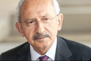 G&ouml;zler koalisyon masasının isimlerinde