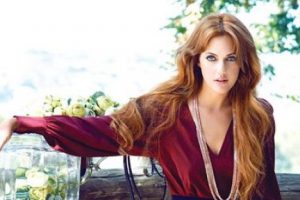 Instagram Arda Turan ve Meryem Uzerli'yi se&ccedil;ti (Mavi tık onayı)