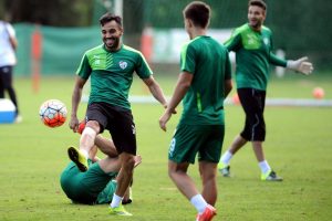 Bursaspor'da tempo y&uuml;kseliyor