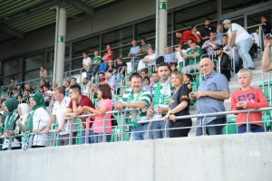 Gurbet&ccedil;iler Bursaspor'u yalnız bırakmıyor
