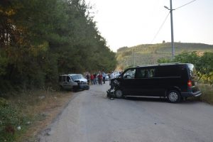 Bursa'da &ouml;l&uuml;mle 'kafa kafaya' geldiler!