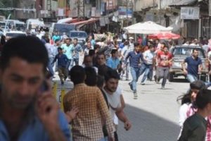 Y&uuml;ksekova'da iki grup arasında kavga: 10 yaralı
