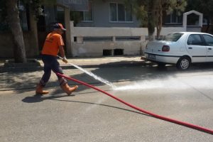 Bursa Orhangazi caddeleri yıkanıyor