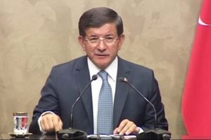 HDP'ye seslendi: "Şiddet mi, barış mı?"
