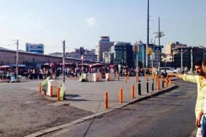 Taksim Meydanı'nda bomba paniği
