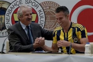 Eski takımından Van Persie'ye 8.5 milyon euro