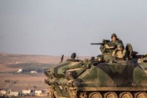 AFP: T&uuml;rk tankları o k&ouml;y&uuml; vurdu
