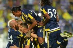 Fenerbah&ccedil;e avantaj peşinde!