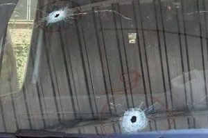Nusaybin'de ambulanslar uzun namlulu silahlarla tarandı