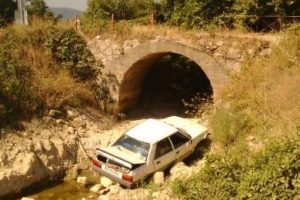 Bursa'da kaza deresine u&ccedil;an u&ccedil;ana