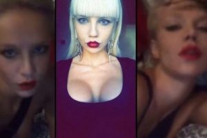 Ayşenur Balcı Periscope'ta soyundu