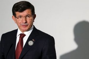 Amanpour, Davutoğlu'na sordu: IŞİD'le savaşa neden ge&ccedil; katıldınız?