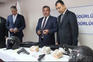 İzmir Emniyet M&uuml;d&uuml;r&uuml;'nden şaşırtan s&ouml;zler