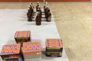 Sancaktepe molotof ve havai fişek ele ge&ccedil;irildi