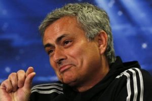 Mourinho'dan Benitez'in eşine sert cevap!