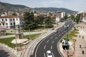 Bursa'da doğalgaz borusu patladı esnaf bomba sandı