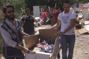 Gecekondudan &ccedil;ıkanlar şoke etti!